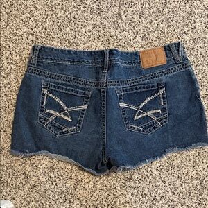 Amethyst Jeans Dark Blue Jean Shorts with Embroidered Pockets